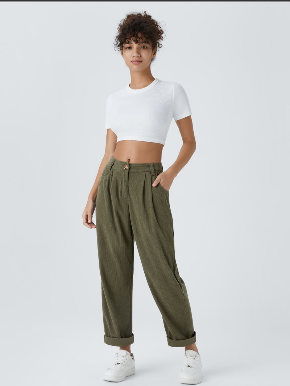 Halara
Mid Rise Zipper Pocket Corduroy
Casual Pants size large tall green new